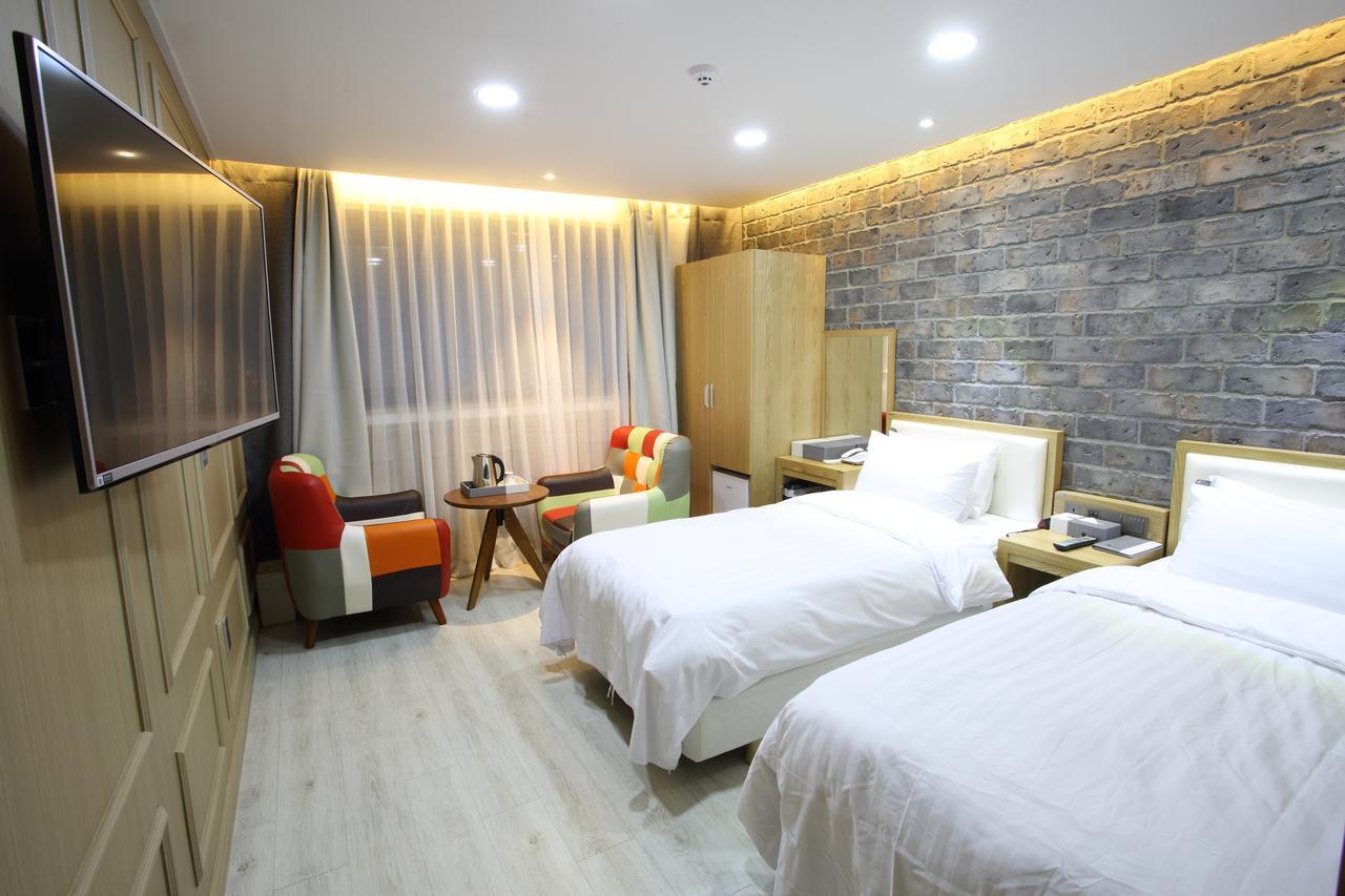 אינצ'ון Diamond Tourist Hotel מראה חיצוני תמונה
